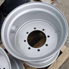 Колесный диск Multistar разбрасыватель, полуприцеп 20.0х22.5/8х275 D221 ET0 серебристый с вент.